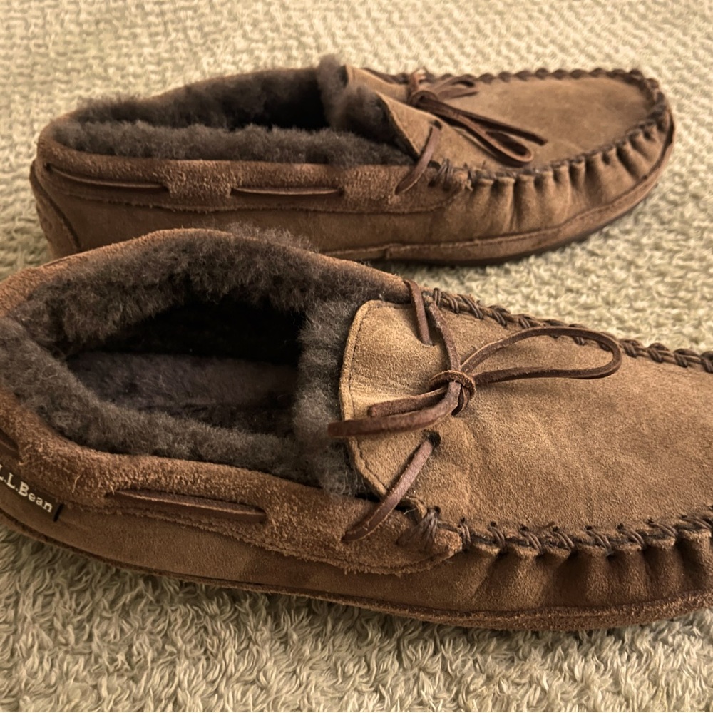 L.L. Bean Wicked Good Moccasins size 10